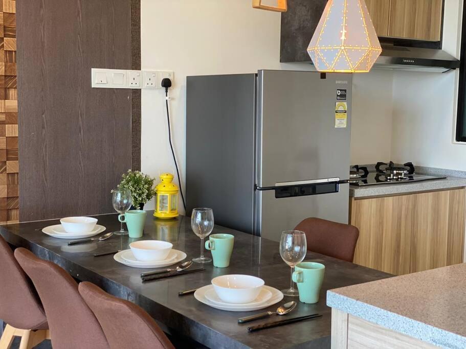 Southkey Mosaic Cozy Netflix 1-4 Pax Apartemen Johor Bahru