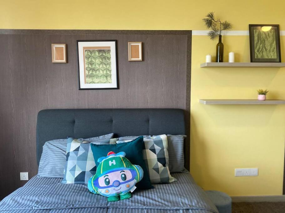Southkey Mosaic Cozy Netflix 1-4 Pax Johor Bahru